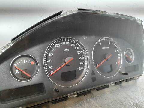 Foto 3ª: Cuadro de Instrumentos Volvo S60 2.4 D BERLINA 163CV 120KW [D5244T] (2004)