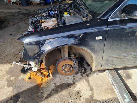 Aleta Delantera Izquierda Audi A4 1.9 TDI BERLINA 116CV 85KW