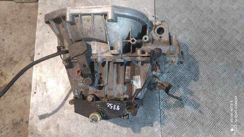 Foto 4ª: Caja Cambios Renault Trafic L1H2 2 9T CAJA CERRADA TECHO ELEVADO CORTO 114CV 84KW [M9R E7] (2007)