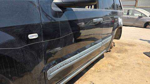 Foto 2ª: Puerta Delantera Izquierda Jeep Grand Cherokee 3.0 CRD LIMITED 218CV 160KW (2005)