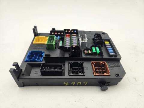 Caja Reles Fusibles Peugeot 508 ACTIVE 150CV 110KW
