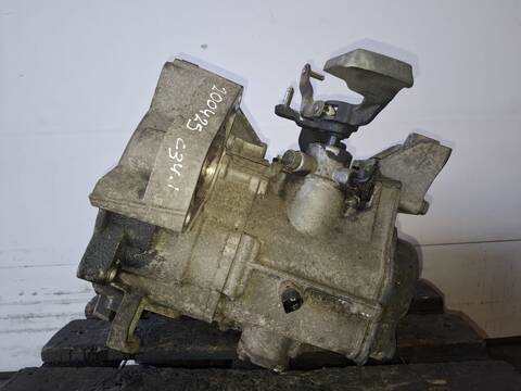Foto 2ª: Caja Cambios Volkswagen Golf CONCEPTLINE E) 75CV (2003)