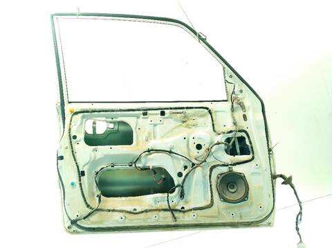 Foto 3ª: Puerta Delantera Izquierda Mitsubishi Montero 3.2 DI-D 4WD V98W V88W) [4M41] (2006)