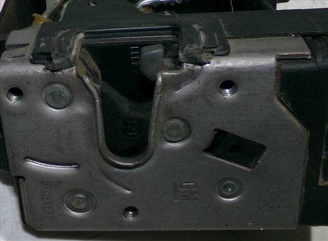 Foto 3ª: Cerradura Puerta Delantera Derecha Opel Zafira 1.6 G MODELO A 1999-2005 [Z16XE] (2001)