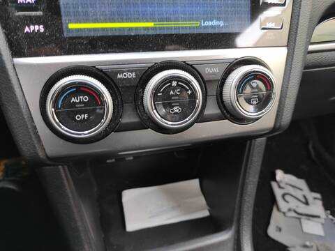 Mando Climatizador Subaru XV EE20
