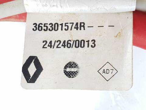Foto 3ª: Mangueta Trasera Izquierda Dacia Duster TCE 130 EXPRESSION 4X4