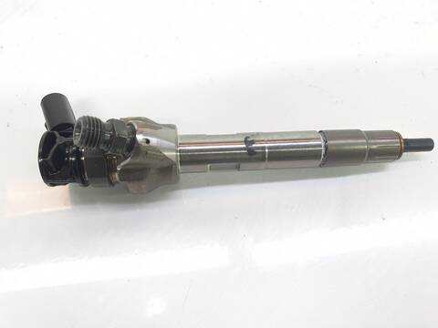 Foto 2ª: Inyectores Bmw X1 SDRIVE18D [B47C20B] (2015)