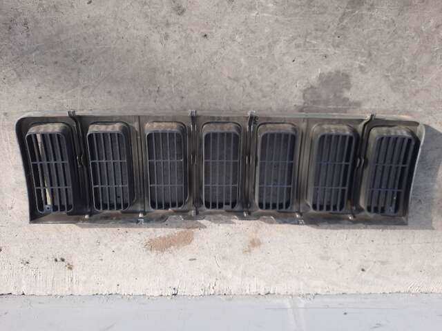 Foto 2ª: Rejilla Delantera Jeep Grand Cherokee 3.0 (1998)