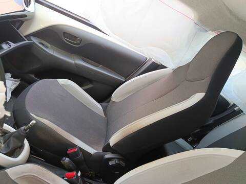 Asiento Delantero Derecho Toyota Aygo 1KR