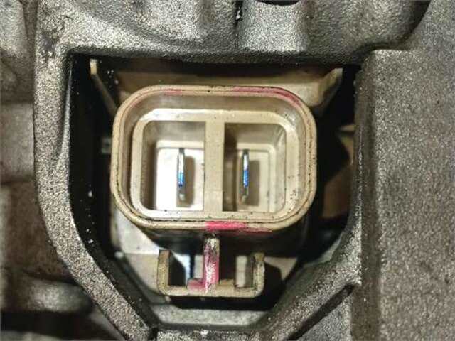 Foto 2ª: Alternador Kia Sorento 2.5 CRDI VGT EX1 [2.5 LTR. - 103 KW CRDI CAT]