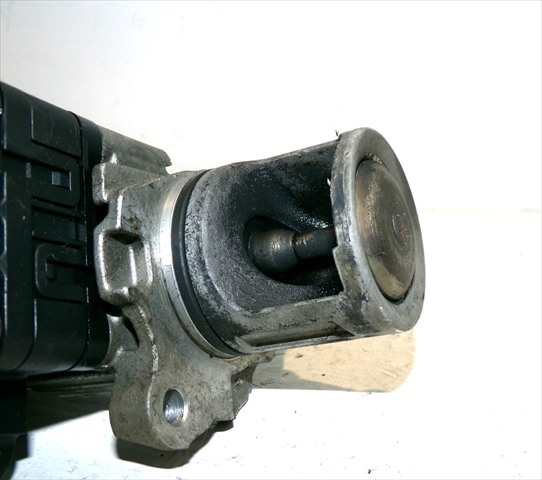 Foto 3ª: Valvula EGR Citroen C4 1.6 HDI 2014-2017 [9H05] (2014)