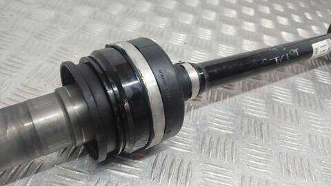 Foto 3ª: Transmision Trasera Derecha Bmw i20 XDRIVE 50 AUT. 523CV 385KW EDRIVE GEN5 I20 [XE2A01N0] (2023)