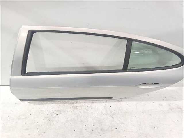Foto 2ª: Puerta Trasera Izquierda Renault Megane 1.6 16V LA00 LA04 LA0B LA11 LA16 LA19 LA1J LA1K ... 107CV [K4M 700 K4M 701 K4M 706 K4M 708 K4M 709] (1996)