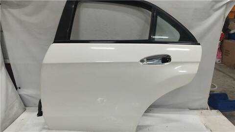 Puerta Trasera Izquierda Mercedes Clase E 180 E 220 BLUEEFFICIENCY 170CV 125KW