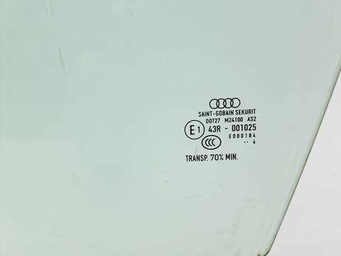 Foto 2ª: Luna Delantera Izquierda Audi A3 1.6 TDI 110CV 81KW [CRK] (2014)