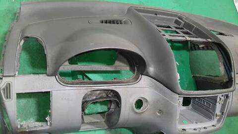 Foto 3ª: Salpicadero Mercedes Vito 98CV 72KW