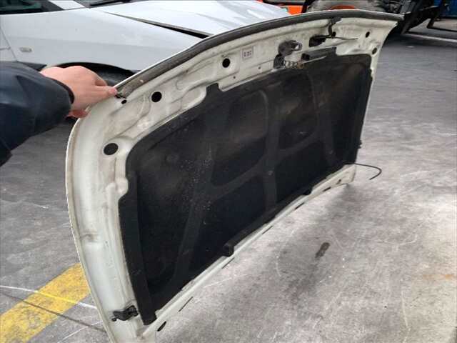 Foto 2ª: Capot Ssangyong Rexton 2.0 CRDI 155CV 0CV [671960] (2013)