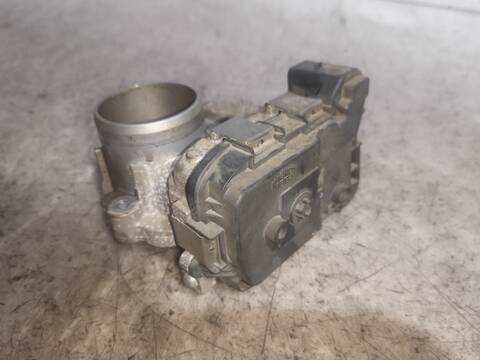 Foto 2ª: Caja Mariposa Volkswagen Polo CHZL (2015)