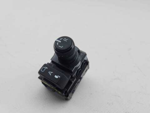 Foto 2ª: Mando Retrovisor Toyota Yaris MXPJ1) 1.5 HYBRID 92CV [M15A] (2024)
