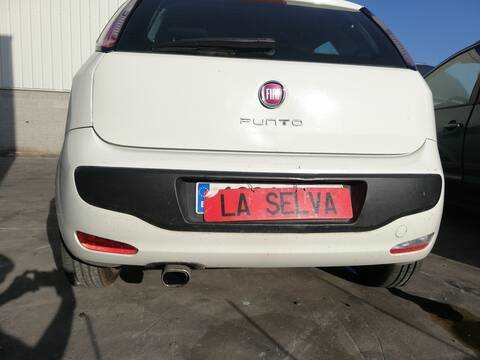 Paragolpes Trasero Fiat Punto 1.4 G III EVO 77CV 57KW 199) 350A1000