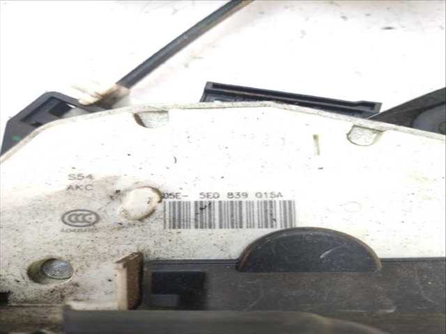 Foto 3ª: Cerradura Puerta Trasera Izquierda Seat Toledo 1.6 TDI (2012)