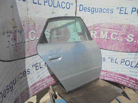 Foto 3ª: Puerta Trasera Derecha Audi A6 2.4 121KW) BERLINA 165CV [AGA] (1997)