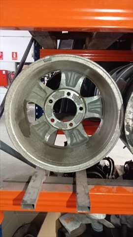 Foto 3ª: LLanta Aleacion Toyota Land Cruiser 4.7 G UZJ 100 [2UZ-FE] (2000)