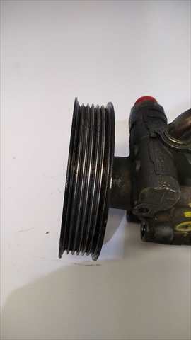 Bomba de Direccion Volkswagen Golf 1.9 TDI