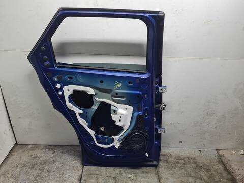 Foto 3ª: Puerta Trasera Izquierda Peugeot 3008 GT LINE 131CV 96KW [YH01] (2018)