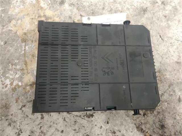 Foto 2ª: Centralita Confort BSI Peugeot 308 1.6 CONFORT [1.6 LTR. - 80 KW HDI FAP CAT (9HZ - DV6TED4)] [9HZ (DV6TED4)]