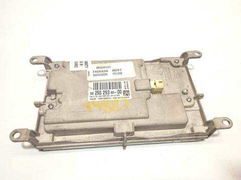 Foto 3ª: Pantalla Multifuncion Citroen C4 FEEL PICASSO 130CV 96KW [HNY] (2018)