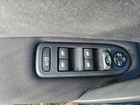 Botonera Elevalunas Peugeot 508 ACTIVE 120CV 88KW