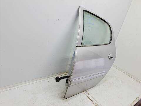 Foto 2ª: Puerta Trasera Izquierda Peugeot 206 1.4 HDI 68CV 50KW [8HR] (2012)