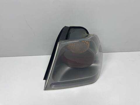 Foto 2ª: Piloto Trasero Derecho Bmw Serie 3 315 N4B18A (2002)