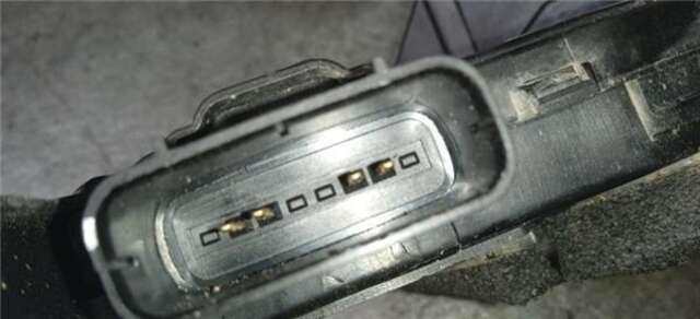Foto 3ª: Cerradura Puerta Trasera Izquierda Kia Rio 1.2 16V [G4LA]