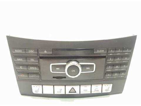 Foto 3ª: Sistema GPS Mercedes Clase E 180 250 CDI BLUEEFFICIENCY 212.003) 204CV 150KW [651924] (2013)