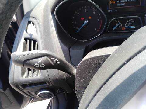 Foto 2ª: Mando Multifuncion Ford Focus SPORT 115CV 85KW [T1DA] (2015)