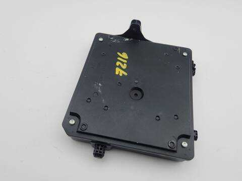 Foto 2ª: Caja Reles Fusibles Renault Scenic GRAND DYNAMIQUE 131CV 96KW [F9Q872] (2009)