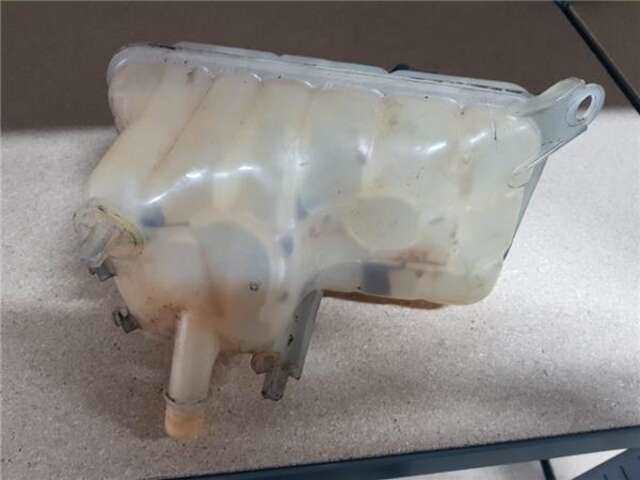 Foto 3ª: Deposito Expansion Citroen C5 