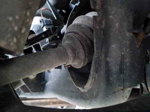 Foto 2ª: Transmision Trasera Izquierda Land Rover Range V6 TD HSE 245CV 180KW [306DT] (2011)