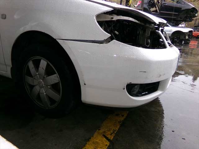 Foto 3ª: Paragolpes Delantero Toyota Corolla 1.4 D RANCHERA, 2004-2007 [1ND] (2005)