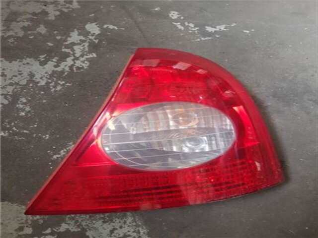 Piloto Trasero Derecho Renault Clio 1.5 AUTHENTIQUE [1.5 LTR. - 60 KW DCI DIESEL]