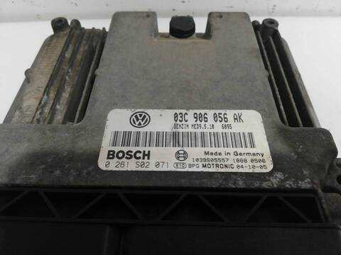 Foto 2ª: Centralita Motor ECU Volkswagen Golf VERSION INDEFINIDA (2003)