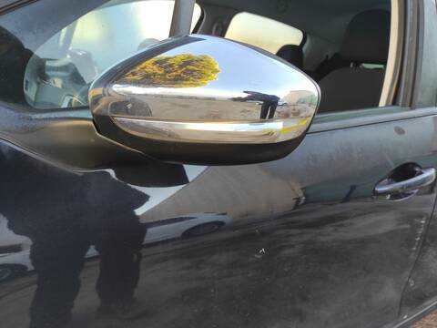 Retrovisor Izquierdo Peugeot 208 HM01