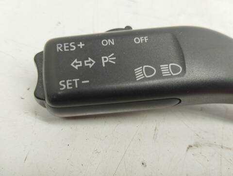 Foto 4ª: Mando Multifuncion Volkswagen Golf CONCEPTLINE E) BERLINA 105CV 77KW [BXE] (2007)