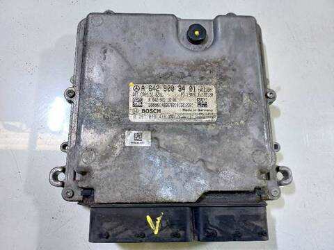 Foto 2ª: Centralita Motor ECU Mercedes Clase E 180 E 350 BLUETEC 212.226) 252CV 185KW FAMILIAR [642852] (2013)