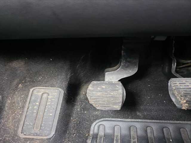 Pedal Embrague Citroen C4 HNZ