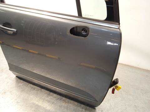 Foto 3ª: Puerta Delantera Derecha Peugeot 5008 1.6 16V 120CV 88KW [5FS] (2011)