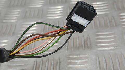 Foto 3ª: Retrovisor Izquierdo Renault Captur BLUE DCI 115 HFAD) 116CV 85KW [K9K872] (2020)