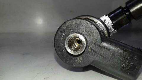 Foto 3ª: Inyectores Opel Astra COSMO 101CV 74KW [Z17DTH] (2005)